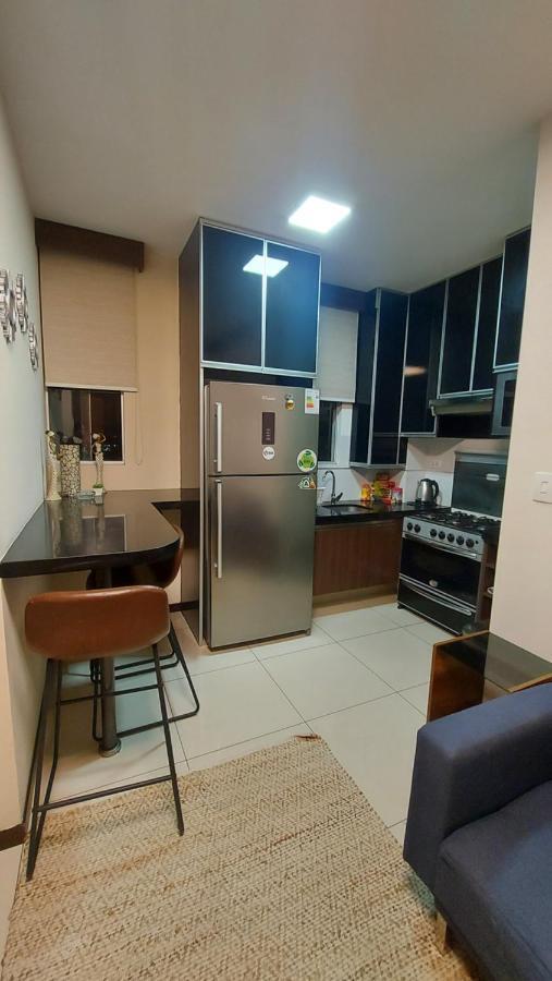 Hermoso Y Unico Apartamento Moderno, En Pleno Centro De Santa Cruz, Con Netflix Wi-Fi De 60 Mb, Estacionamiento Gratis Y Ac En Todos Los Ambientes Santa Cruz de La Sierra Exterior photo