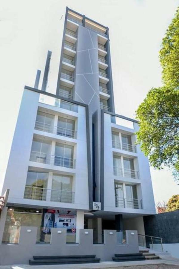 Hermoso Y Unico Apartamento Moderno, En Pleno Centro De Santa Cruz, Con Netflix Wi-Fi De 60 Mb, Estacionamiento Gratis Y Ac En Todos Los Ambientes Santa Cruz de La Sierra Exterior photo